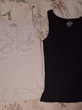 Unlisted Women’s Tank Shapewear Duo in Black and White